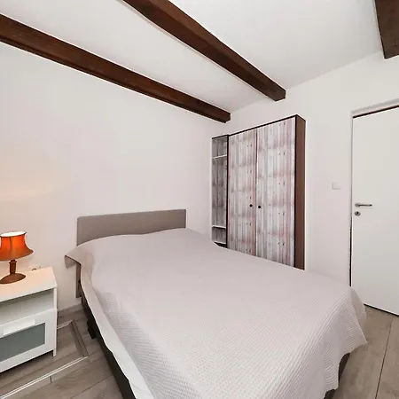 Seaview Noralu, 260m From Beach, Island Pasman * Ткон