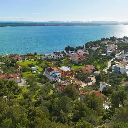 Seaview Noralu, 260m From Beach, Island Pasman * Ткон