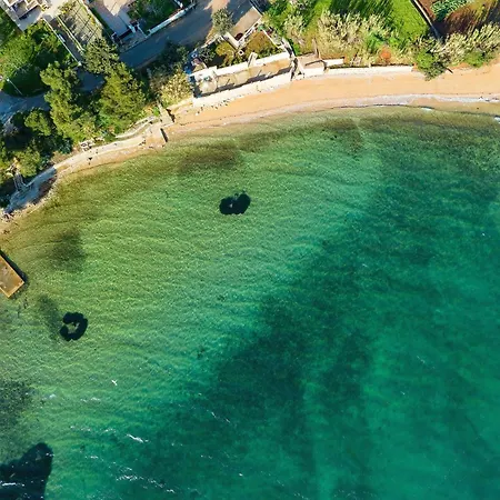 Дом отдыха Seaview Noralu, 260m From Beach, Island Pasman Ткон